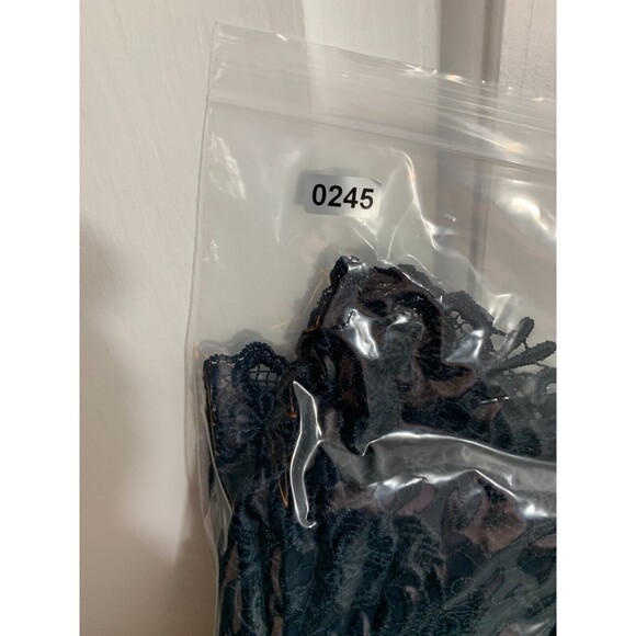 Lauren Ralph Lauren Lighthouse Navy Floral Lace Back Zip Lined Evening Gown 10 - Picture 13 of 13